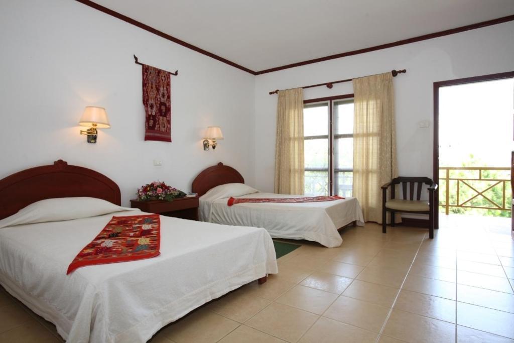 Vansana Plain Of Jars Hotel Muang Phônsavan Rom bilde