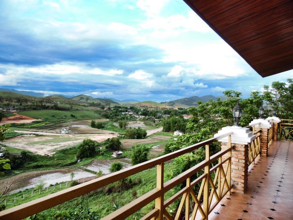 Vansana Plain Of Jars Hotel Muang Phônsavan Eksteriør bilde