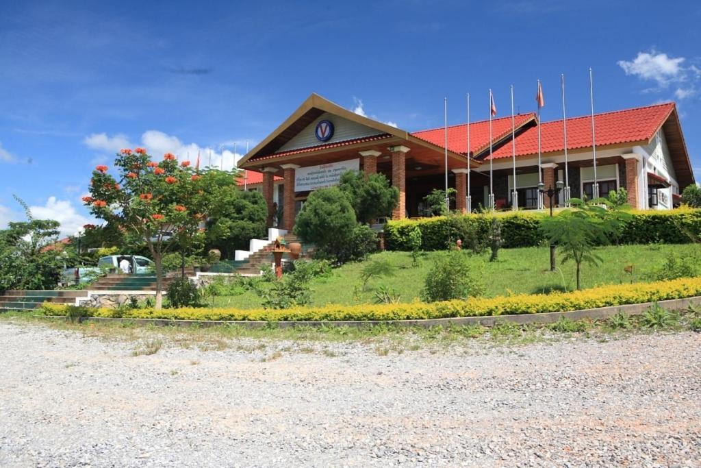 Vansana Plain Of Jars Hotel Muang Phônsavan Eksteriør bilde