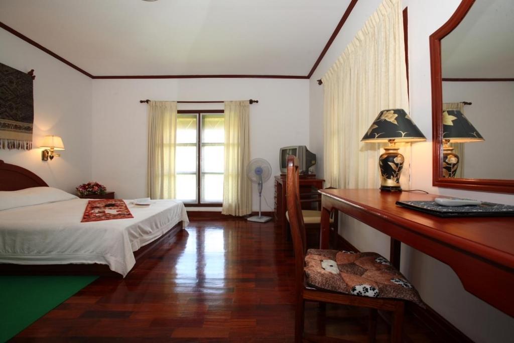 Vansana Plain Of Jars Hotel Muang Phônsavan Eksteriør bilde