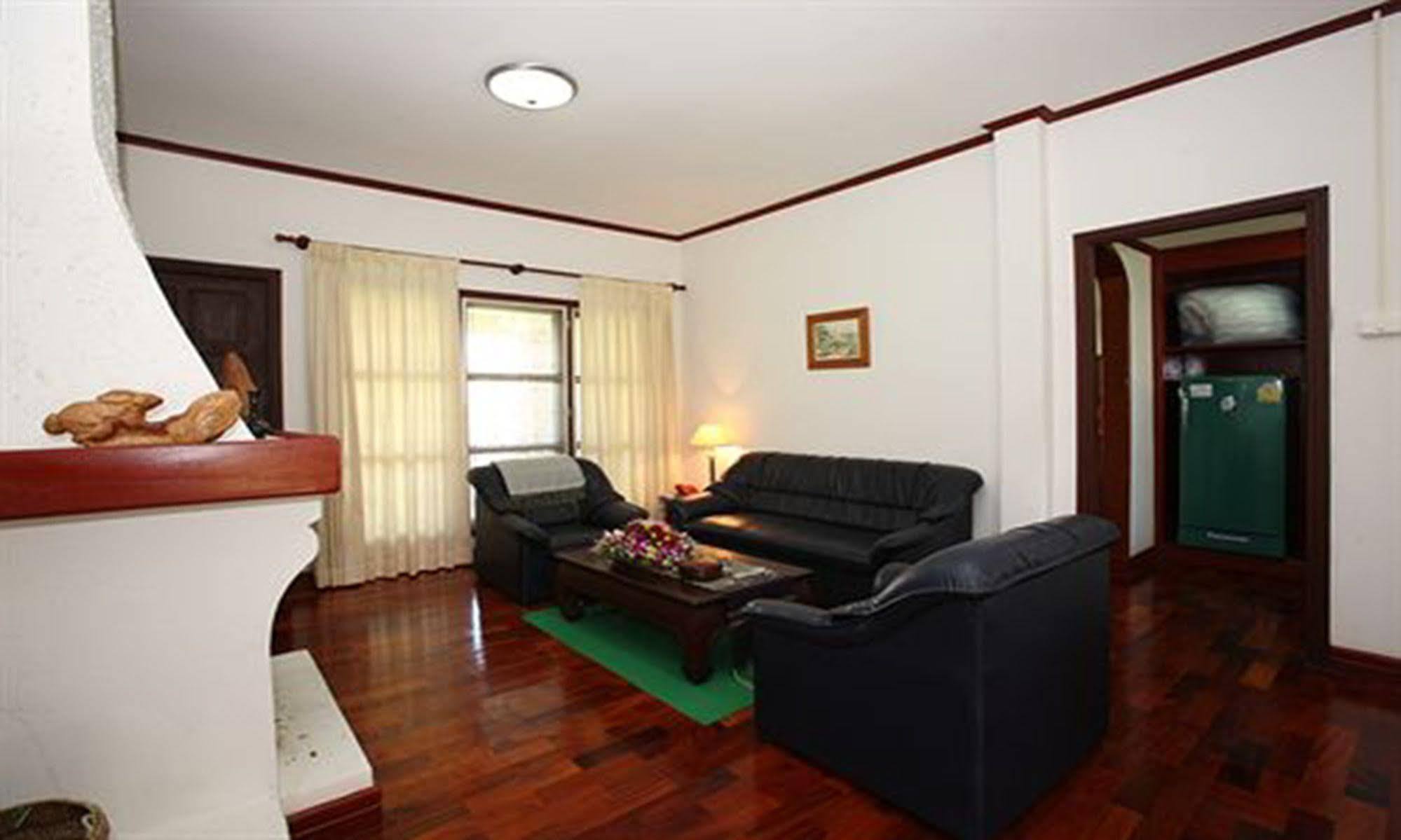 Vansana Plain Of Jars Hotel Muang Phônsavan Eksteriør bilde