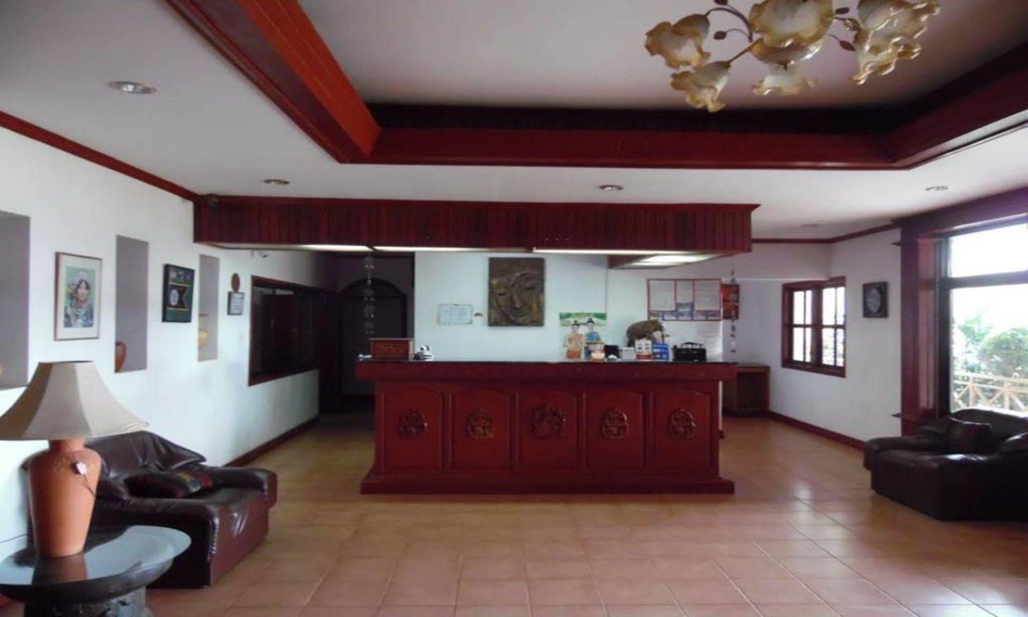 Vansana Plain Of Jars Hotel Muang Phônsavan Eksteriør bilde