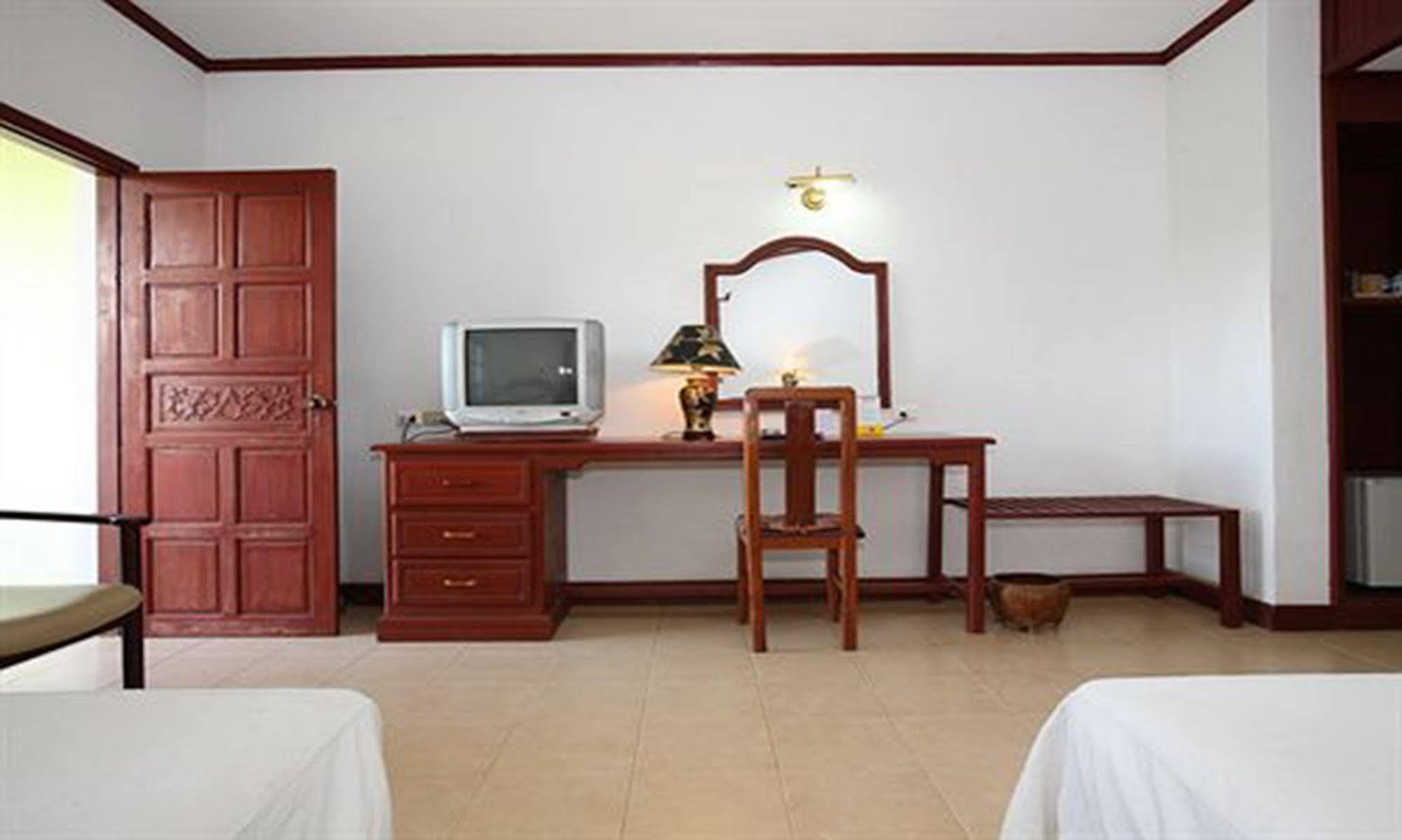 Vansana Plain Of Jars Hotel Muang Phônsavan Eksteriør bilde